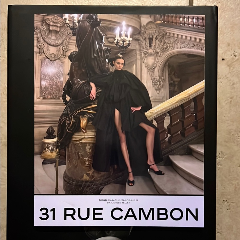 CHANEL Black and White 31 Rue Cambon Cover